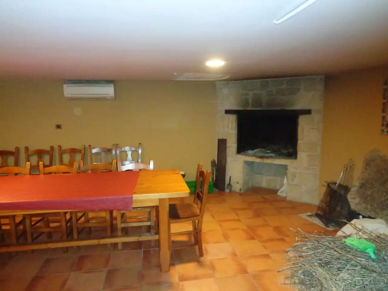 Edificio en venta en Anguciana