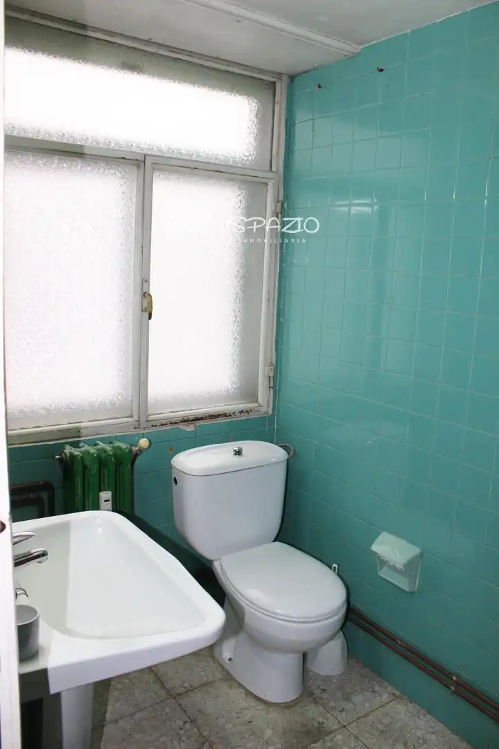 Bathroom of Flat for sale in Lugo  with Heating and Terrace