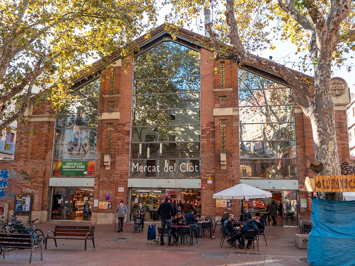 Vista exterior de Dúplex en venda en  Barcelona Capital amb Calefacció, Terrassa i Alarma