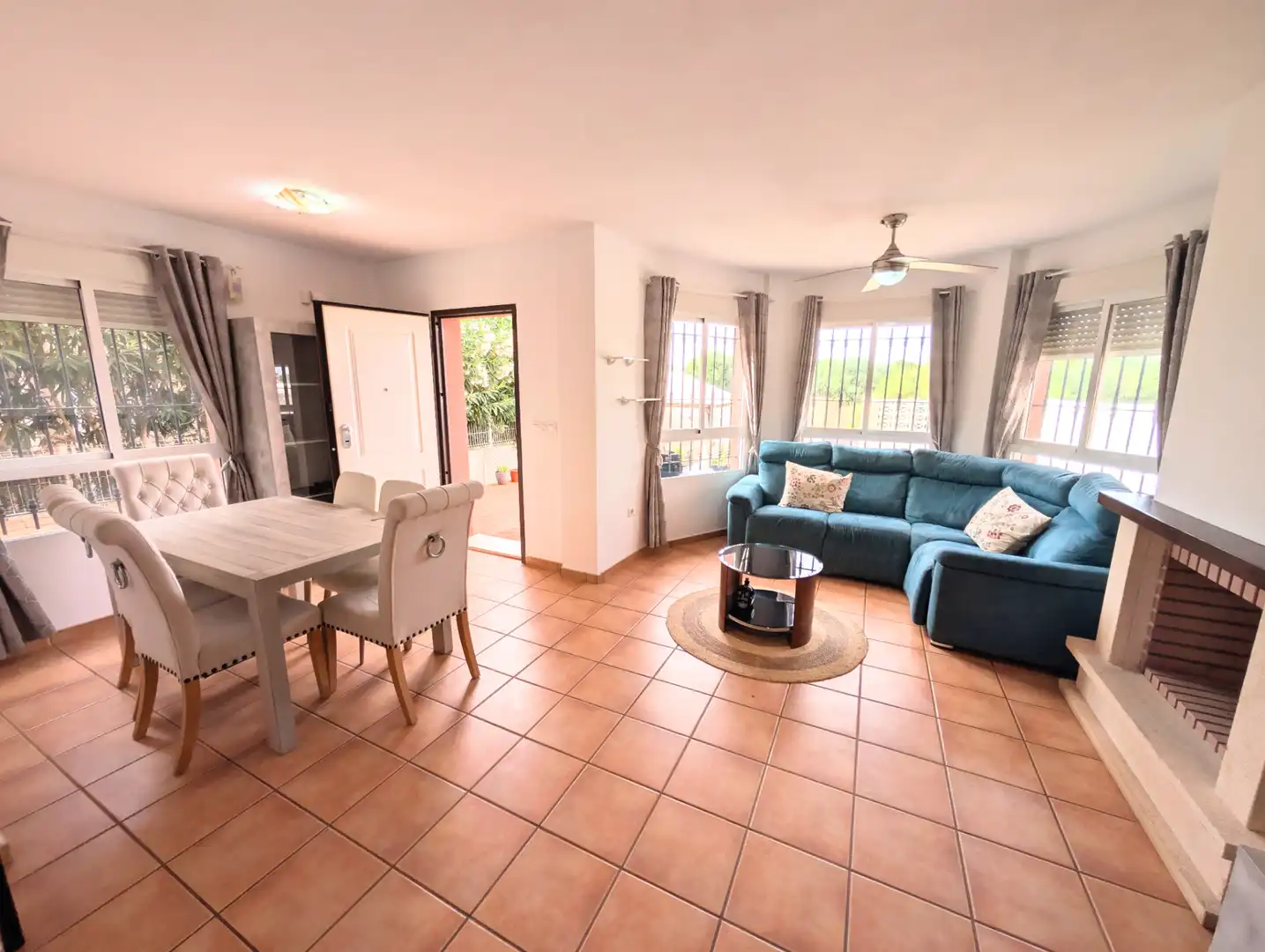 Chalet con jardín en venta en Calle Hortensia, imagen 7