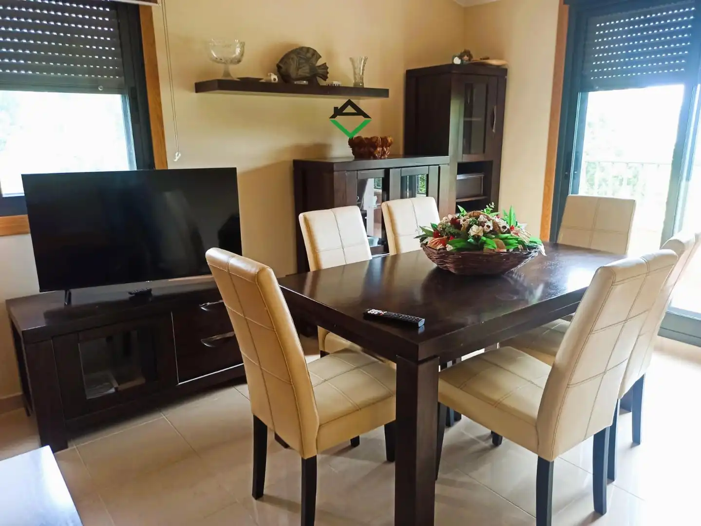 Comedor de Casa o chalet en venta en Cangas  con Terraza, Piscina y Amueblado