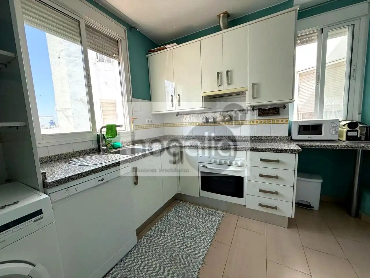 Piso con terraza en venta en Casco Antiguo, imagen 3