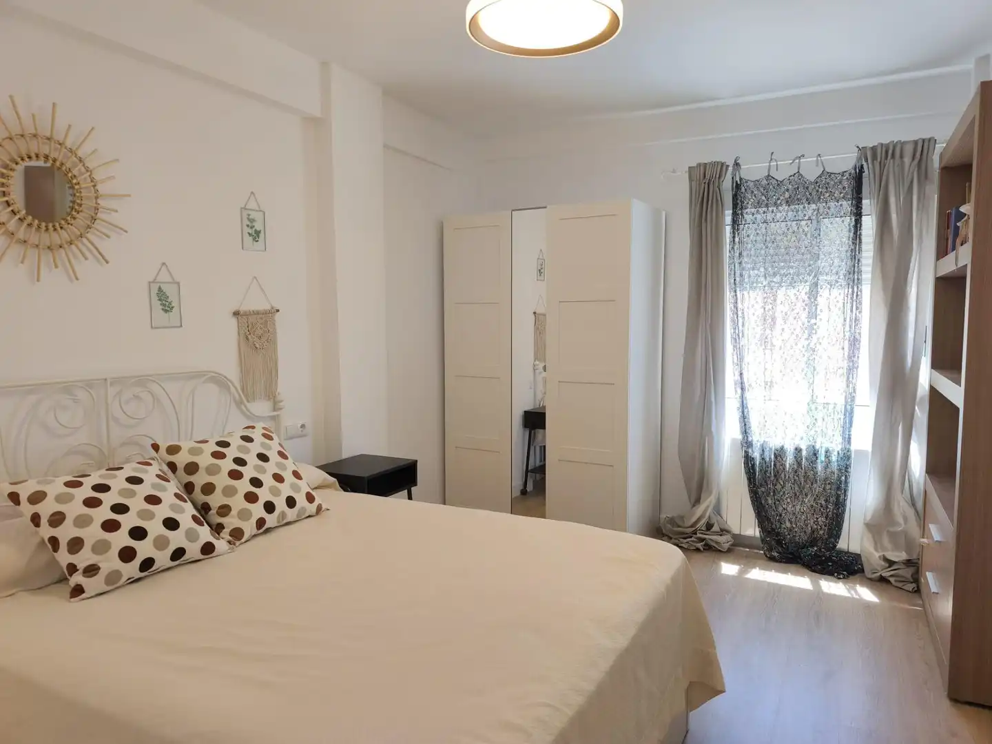 Bedroom of Flat for rent in Vélez-Málaga