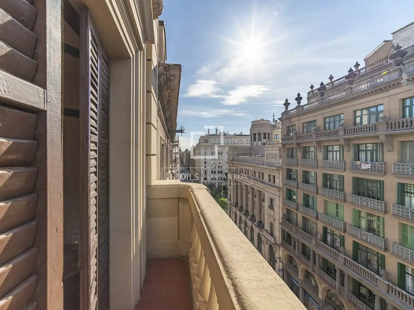Exterior view of Flat for sale in Barcelona  with Air Conditioner, Terrace and Furnished