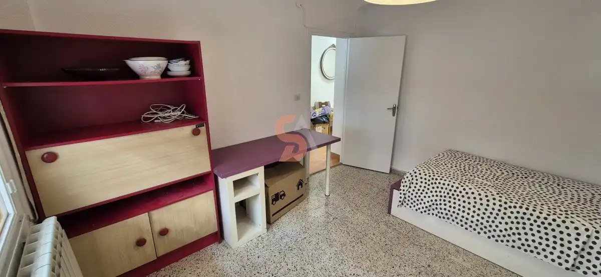 Bedroom of Flat for rent in Valladolid  with Heating, Terrace and Furnished
