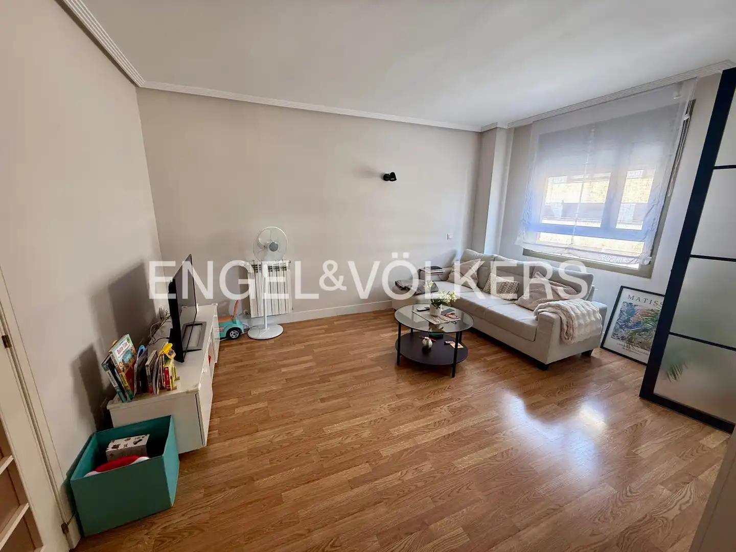 Sala de estar de Piso de alquiler en Madrid con Calefacción, Parquet y Piscina