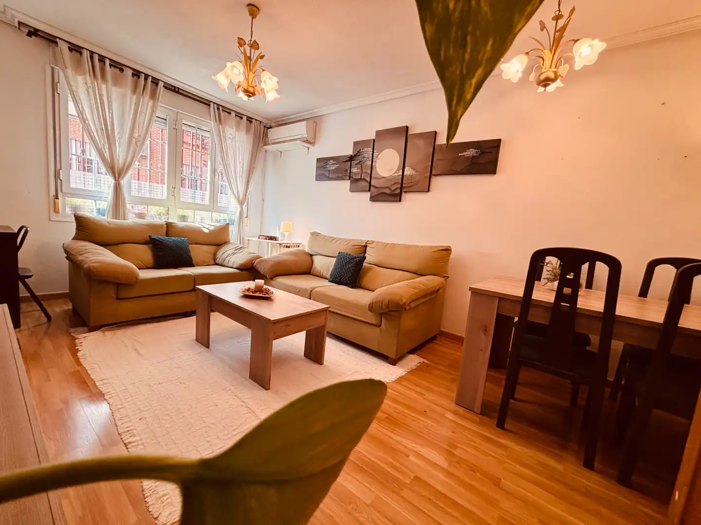 Living room of Flat for rent in Getafe  with Air Conditioner, Parquet flooring and Washing machine