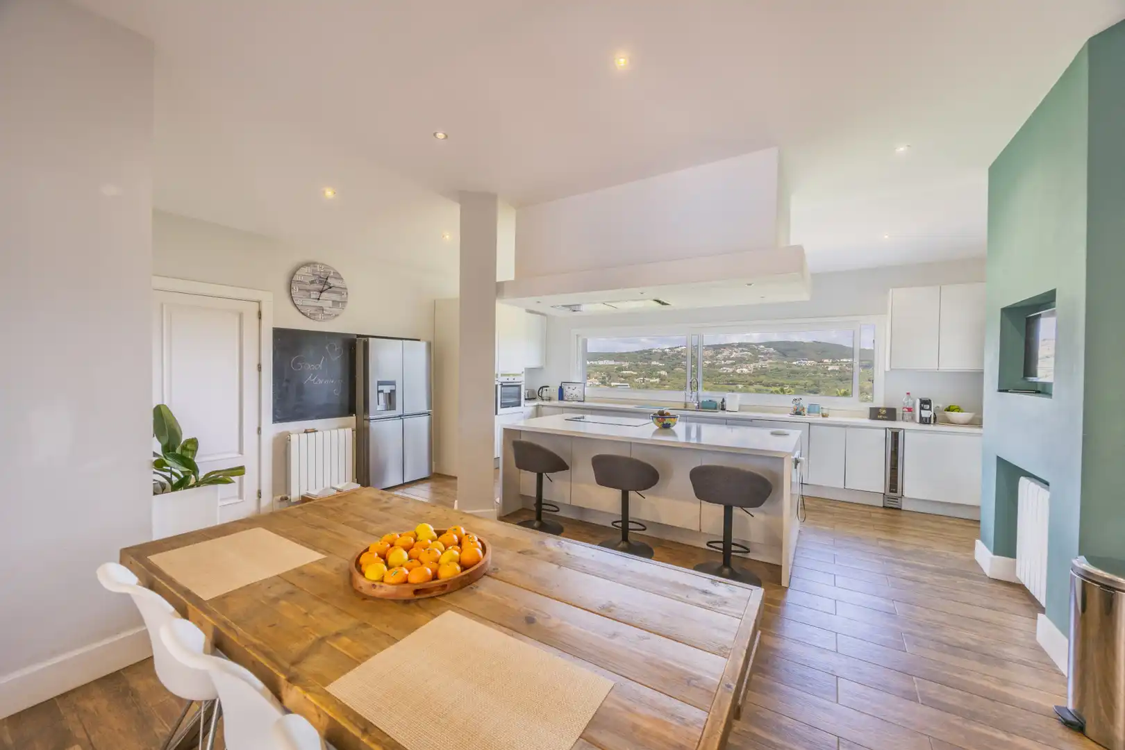 Cocina de Casa o chalet en venta en Sotogrande con Aire acondicionado, Jardín privado y Terraza
