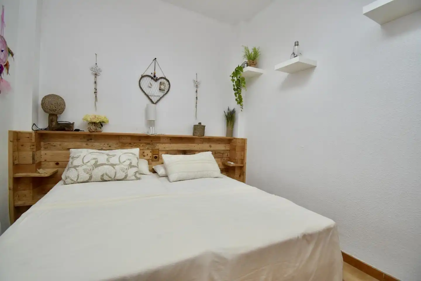 Schlafzimmer von Erdgeschoss zum Verkauf in Santa Pola mit Klimaanlage, Terrasse und Möbliert