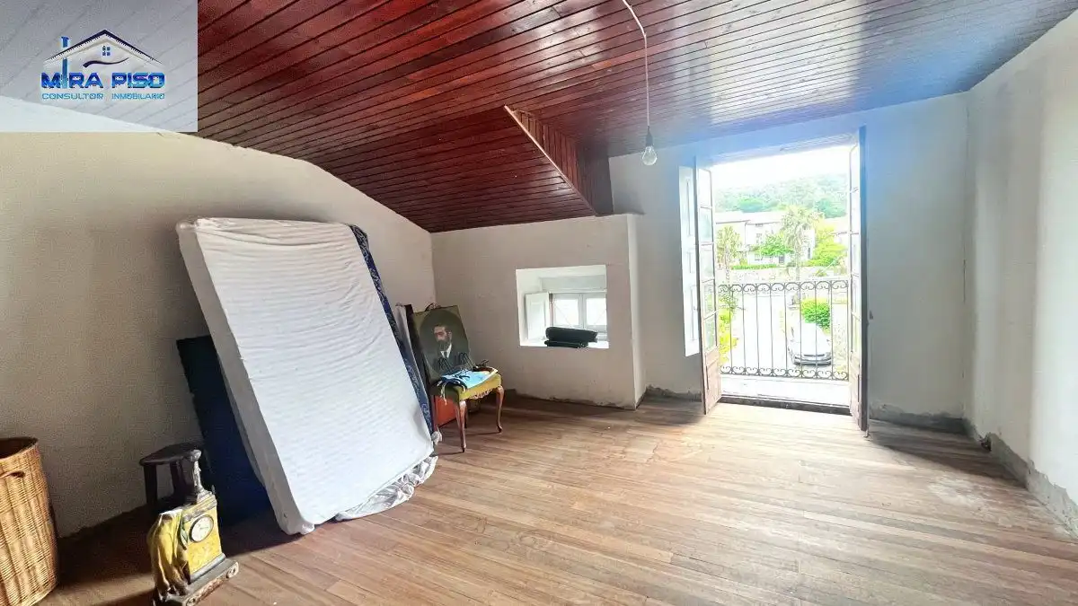 Balcony of Buildings for sale in Solórzano