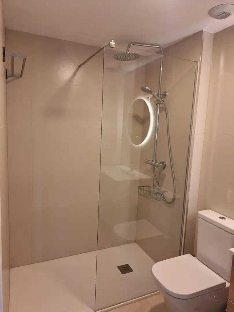 Flat with lift to rent in Calle Miguel Senent Vivó, imagen 9