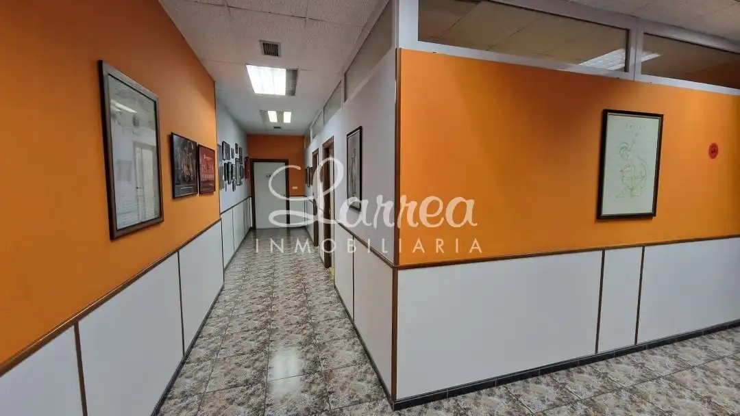Locale commerciale in vendita a Amorebieta-Etxano