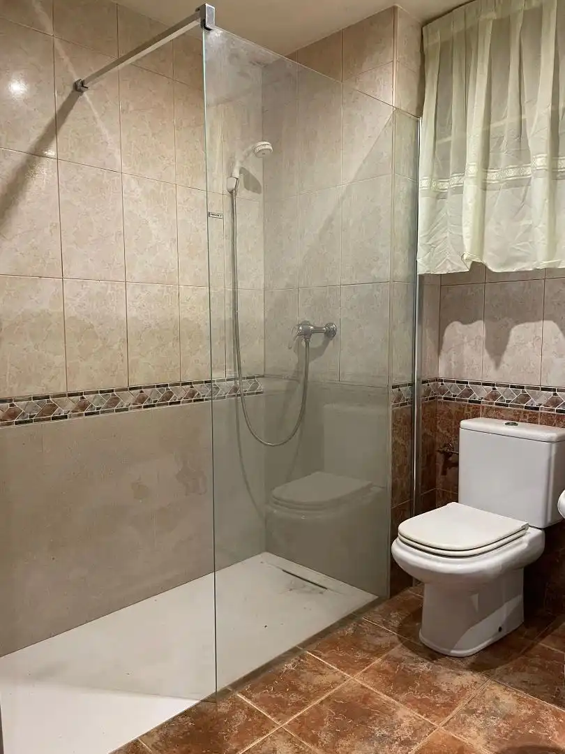 Baño de Casa adosada en venta en Ejea de los Caballeros con Terraza y Trastero