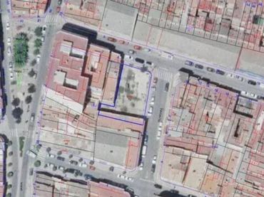 Terreno residencial en venta en Casc Urbà