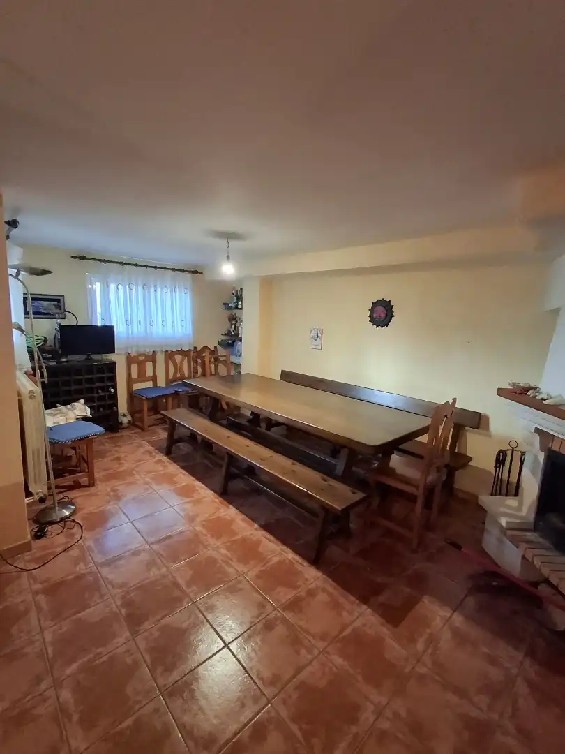 Menjador de Casa adosada en venda en Torrecilla En Cameros amb Calefacció, Parquet i Terrassa