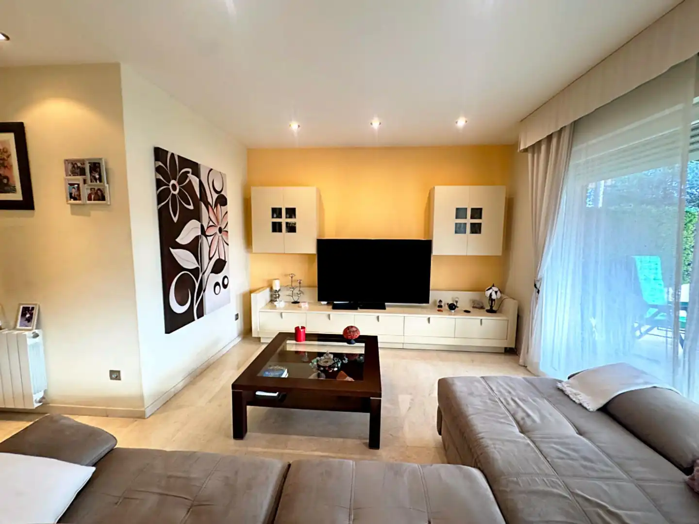 Einfamilien-Reihenhaus zum Verkauf in Ronda 8 DE MARÇ, Montgat