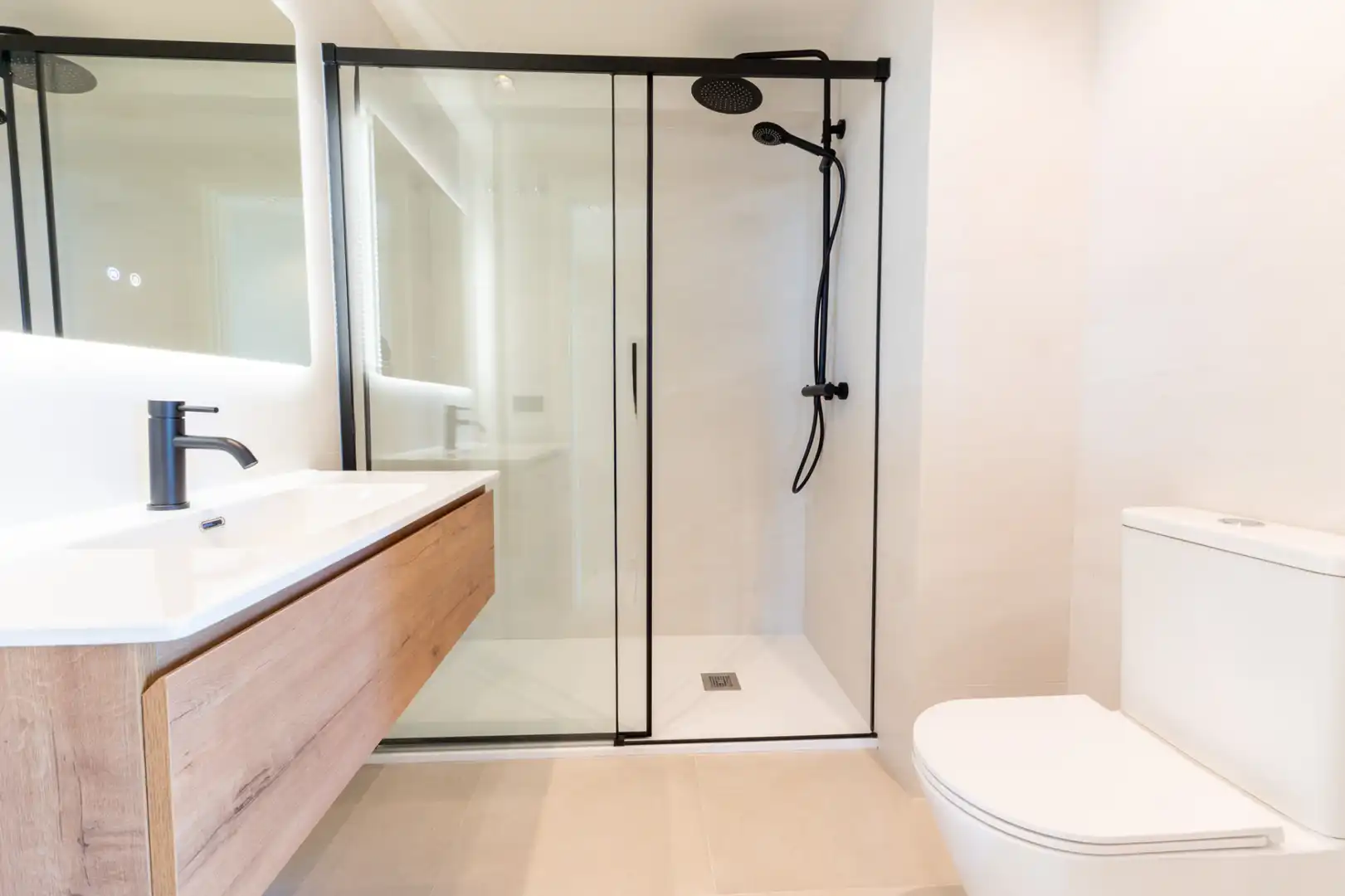 Bany de Apartament en venda en Calonge i Sant Antoni amb Aire condicionat, Calefacció i Piscina comunitària