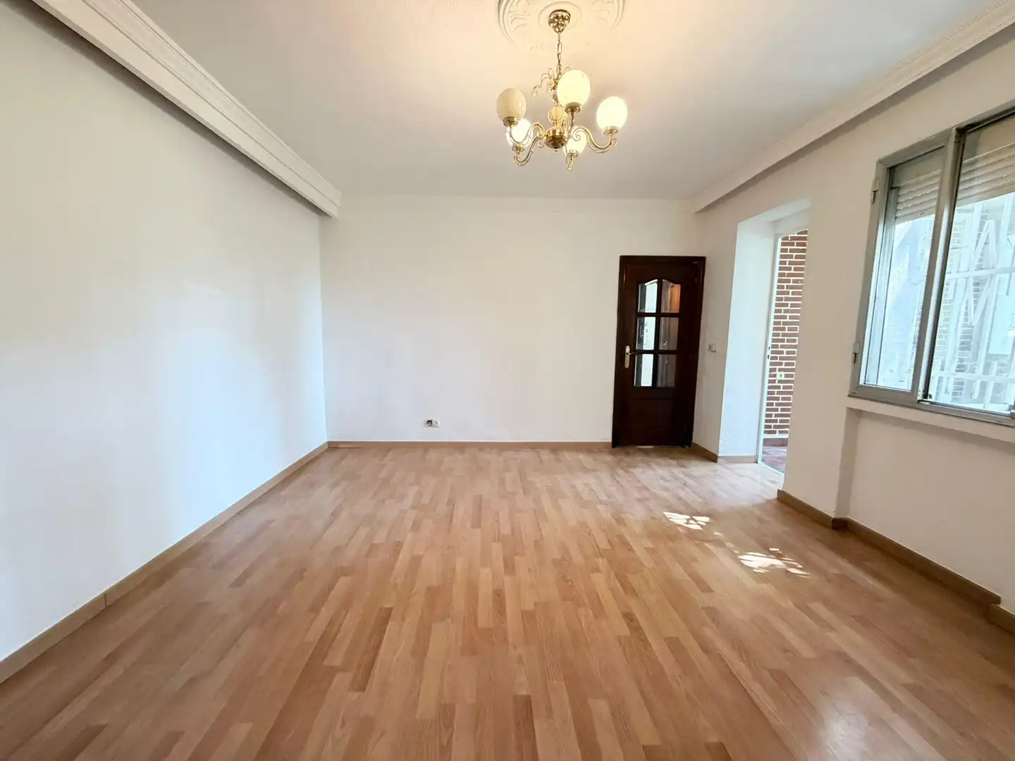 Sala de estar de Piso en venta en Madrid con Calefacción, Jardín privado y Parquet