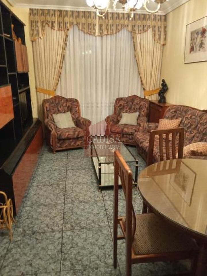 Sala d'estar de Pis de lloguer en Salamanca Capital amb Calefacció i Moblat