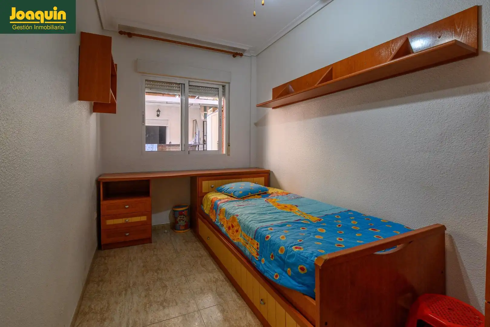Dormitori de Pis en venda en Córdoba amb Aire condicionat i Terrassa