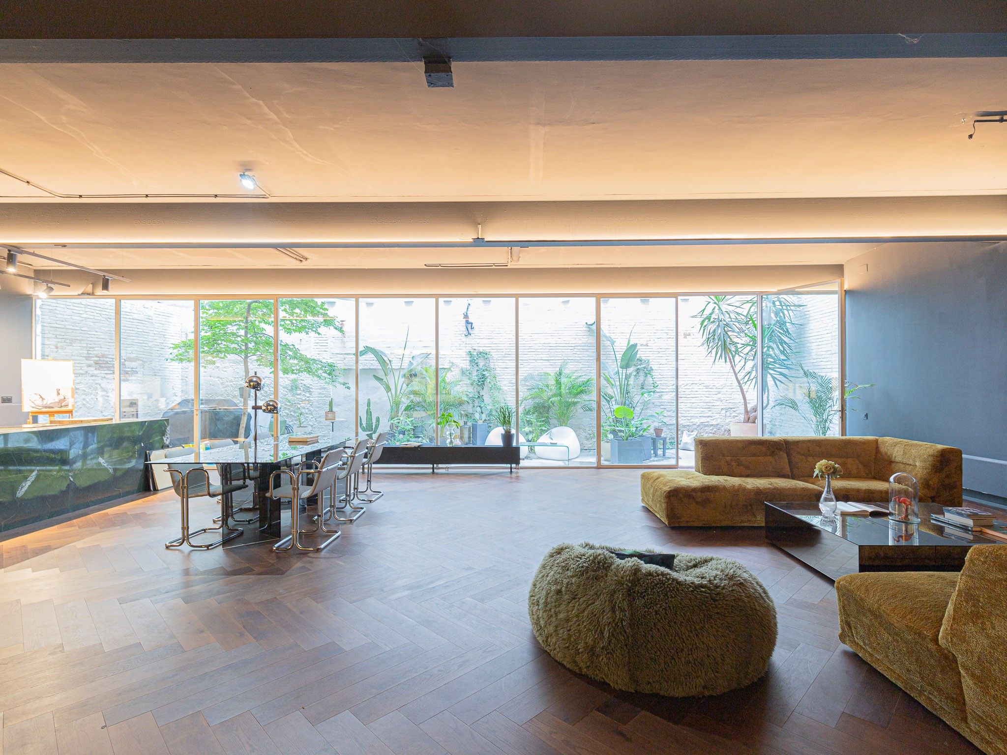 Sala d'estar de Casa o xalet en venda en  Barcelona Capital amb Aire condicionat, Calefacció i Jardí privat
