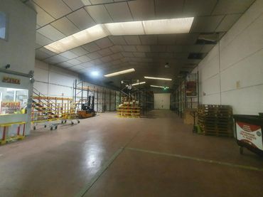 Nave industrielle à vendre à Cerro - Amate