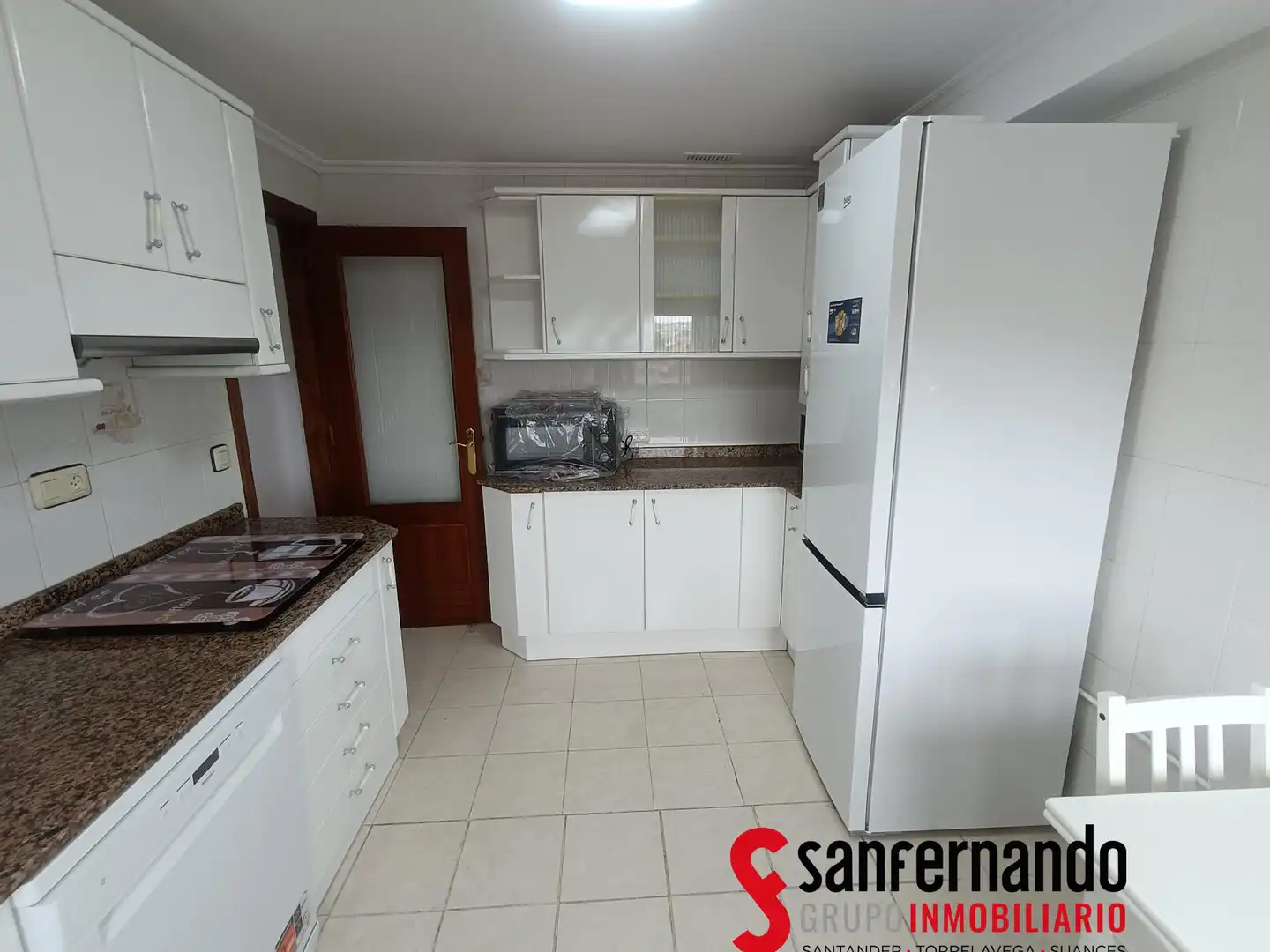 Kitchen of Flat for rent in Santander  with Heating, Parquet flooring and Furnished