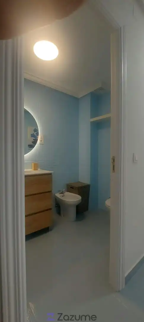 Bathroom of Flat for rent in Toledo  with Heating, Furnished and Oven
