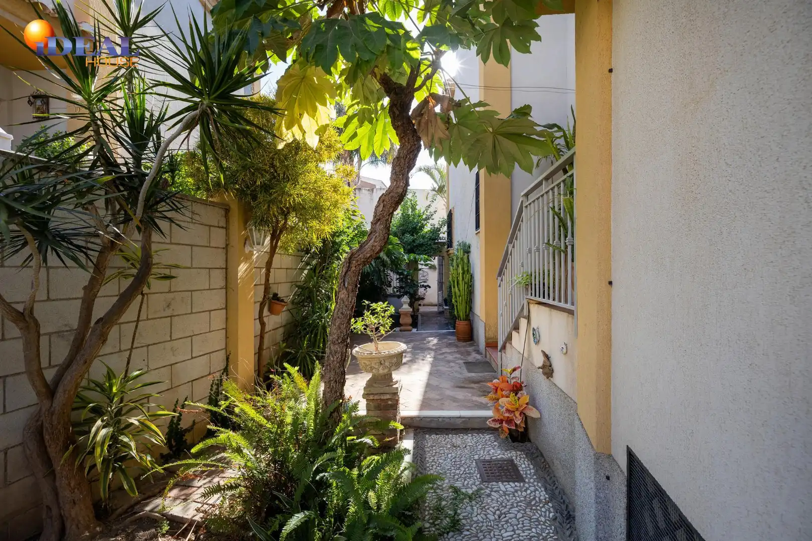 Terraced house with garden for sale in Calle Calle Aperos del Pilar, imagen 5