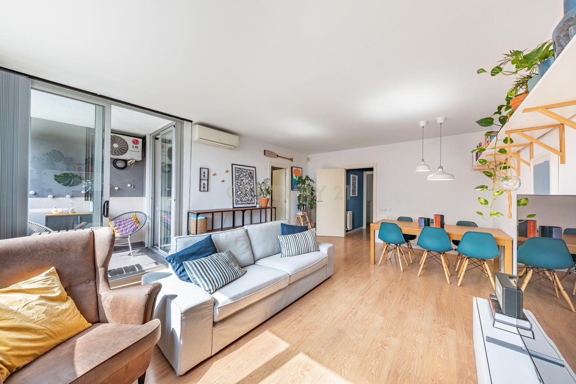 Living room of Flat for sale in Parets del Vallès  with Air Conditioner and Terrace