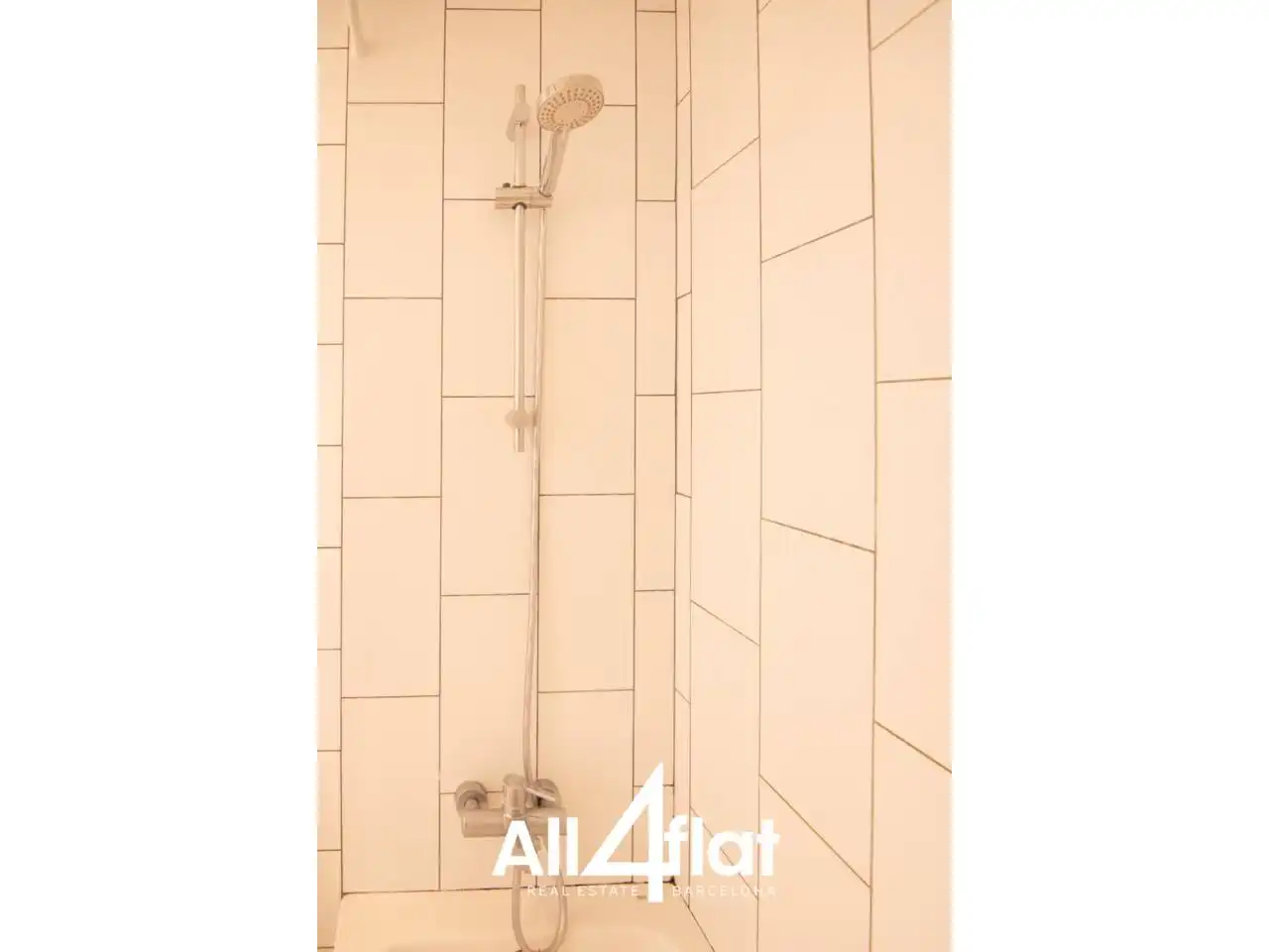 Bathroom of Flat for rent in Sant Pere de Ribes  with Air Conditioner and Terrace