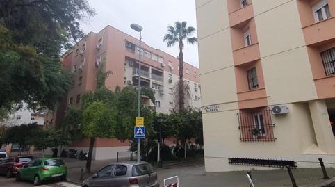 Foto 3 de Piso de alquiler en La Calzada - La Florida,  Sevilla Capital