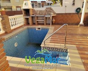 Piscina de Casa adosada en venda en Almuñécar amb Terrassa, Piscina i Moblat