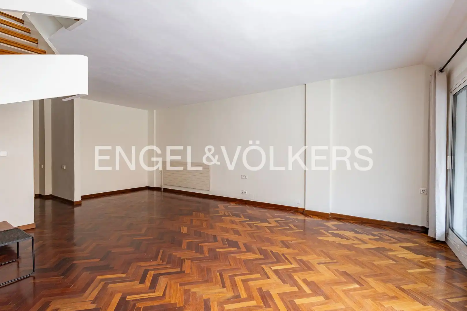 Ático de alquiler en Barcelona con Aire acondicionado, Calefacción y Parquet