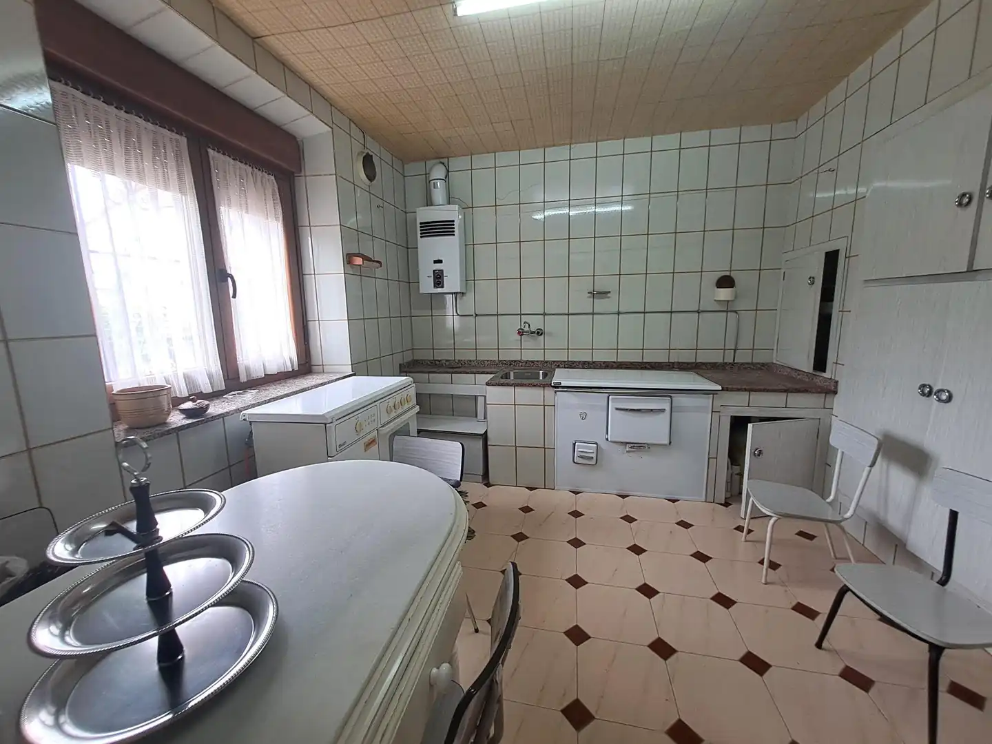 Cocina de Finca rústica en venta en Siero con Calefacción, Jardín privado y Trastero