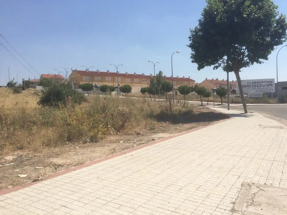 Terreny residencial en venda a La Lastrilla