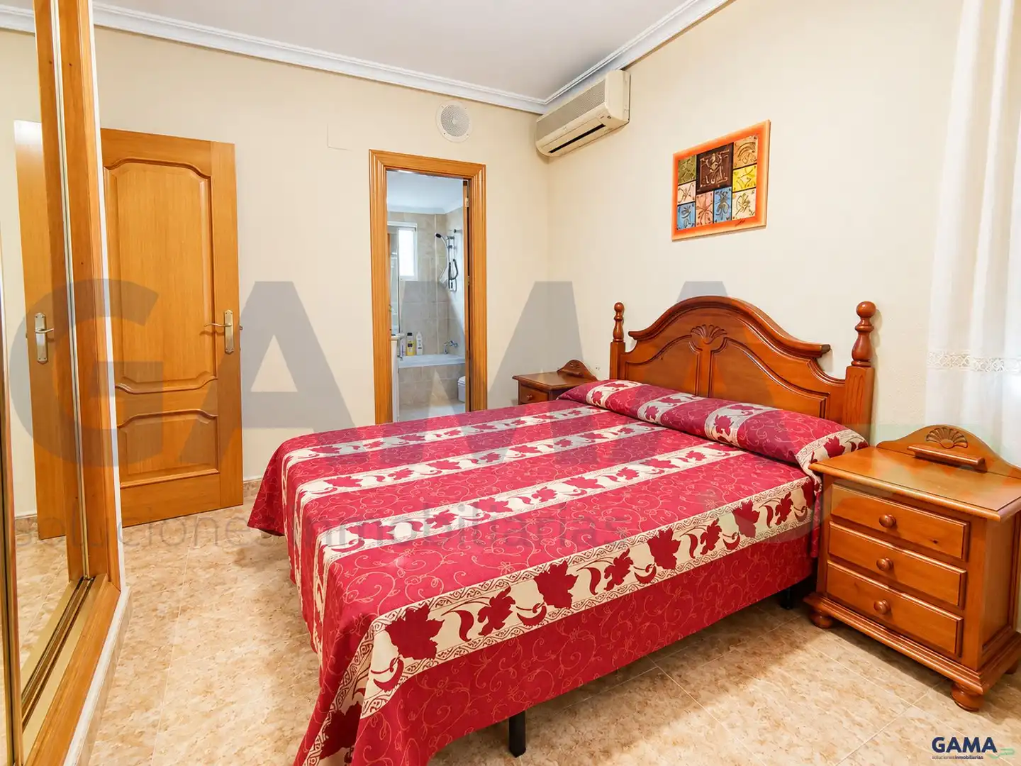 Bedroom of Houses for sale in Alzira  with Air Conditioner and Swimming Pool