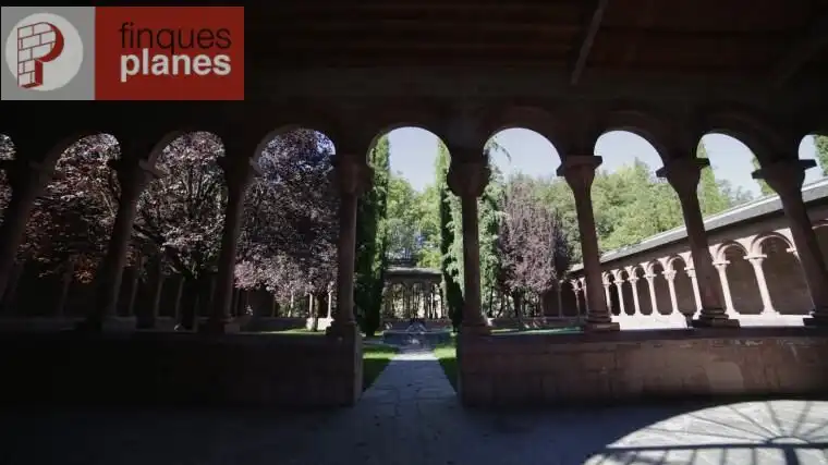 Außenansicht von Wohnung zum Verkauf in La Seu d'Urgell mit Parkett