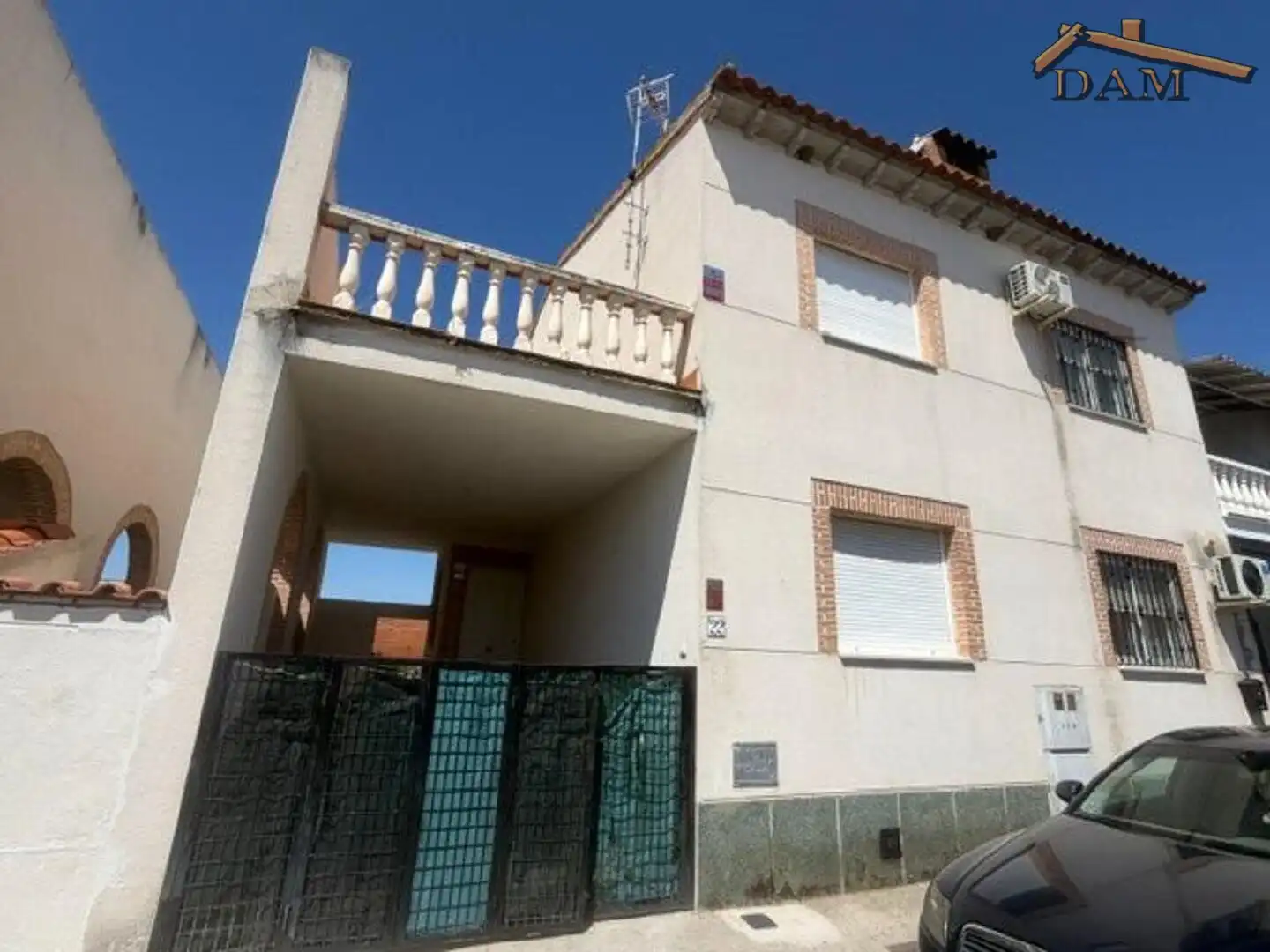 Vista exterior de Casa adosada en venta en Carmena