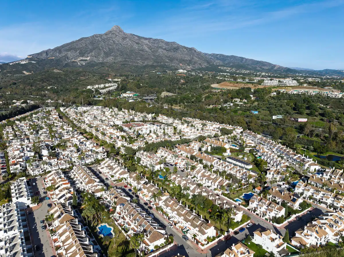 Adossat en venda a Nueva Andalucía, imagen 26