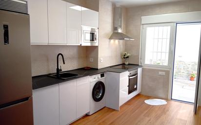 Kitchen of Flat for sale in  Madrid Capital  with Air Conditioner