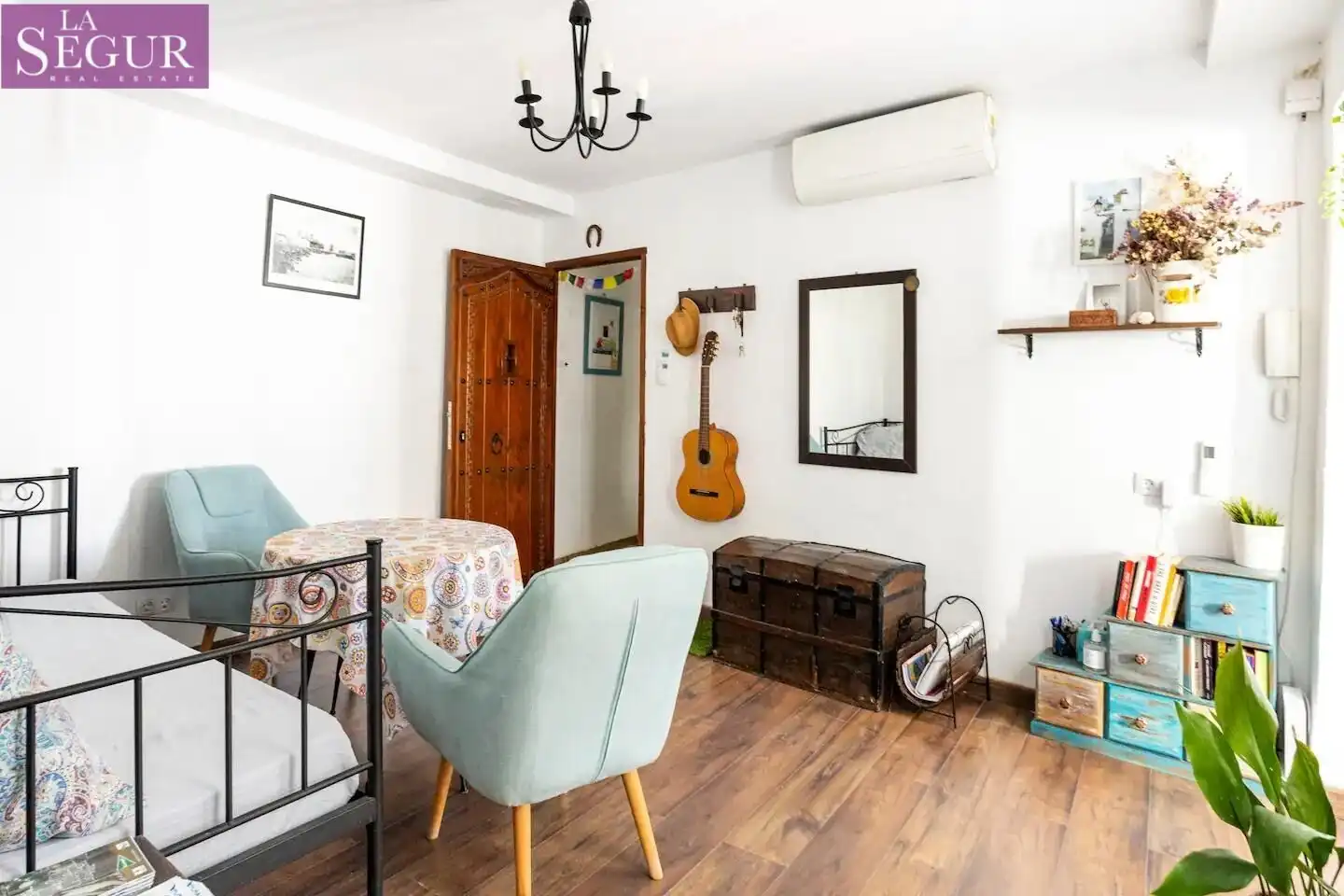 Habitación de Ático en venta en Cádiz con Aire acondicionado, Terraza y Amueblado