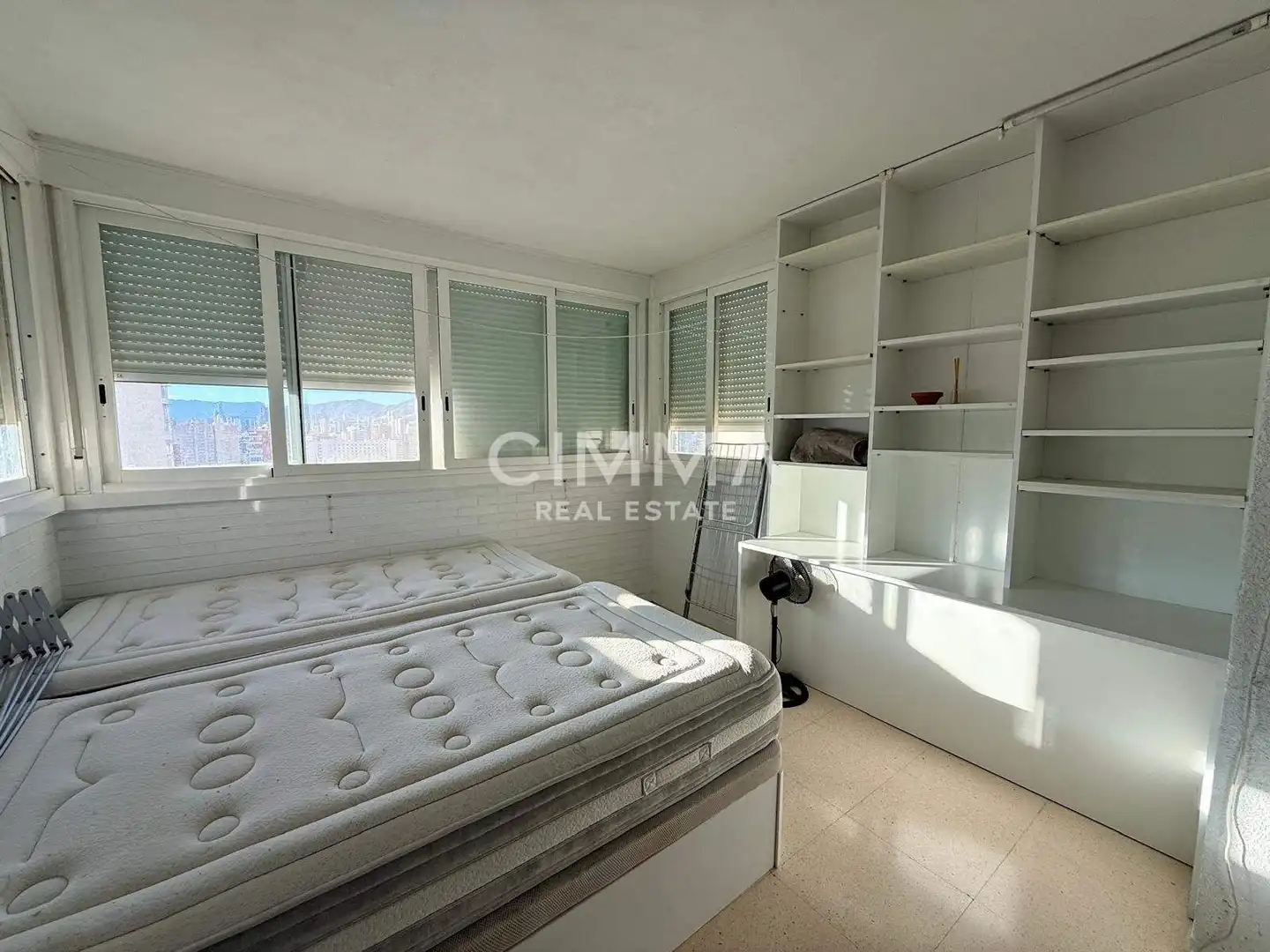Habitación de Apartamento en venta en Benidorm con Aire acondicionado, Jardín privado y Terraza