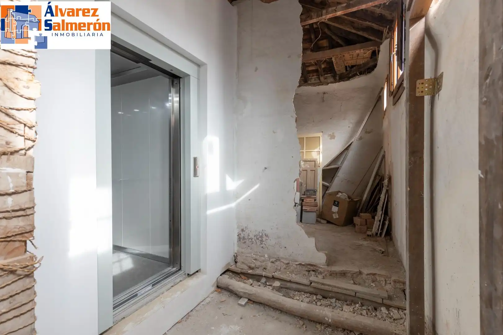 Attic for sale in MARQUES DE GERONA, Centro - Sagrario