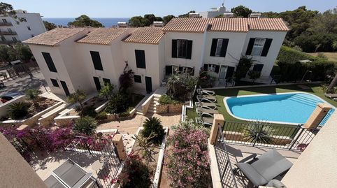 Exclusivo ático con terraza privada, vistas al mar y piscina en Cala Santanyí