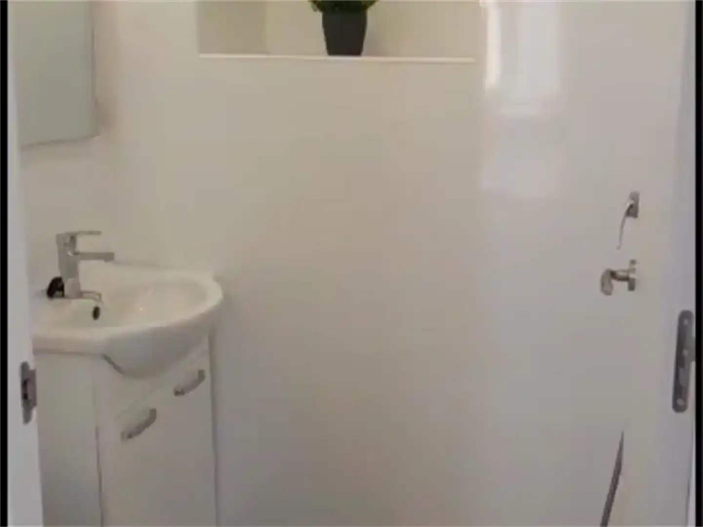 Bany de Apartament en venda en Los Guájares amb Aire condicionat, Moblat i Balcó