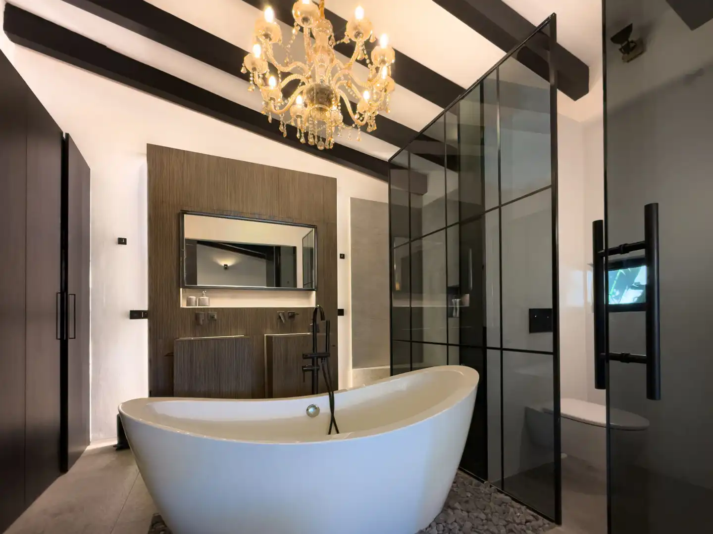 Bany de Casa o xalet en venda en Marbella amb Aire condicionat, Jardí privat i Terrassa