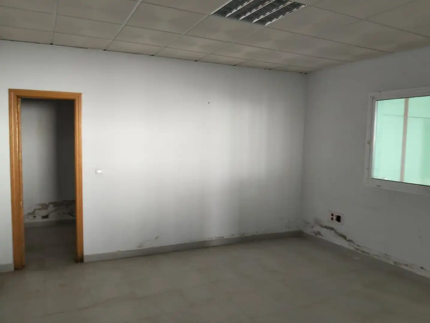 Nave industrial en venta en Avenida de la Paz, 17, Burguillos del Cerro