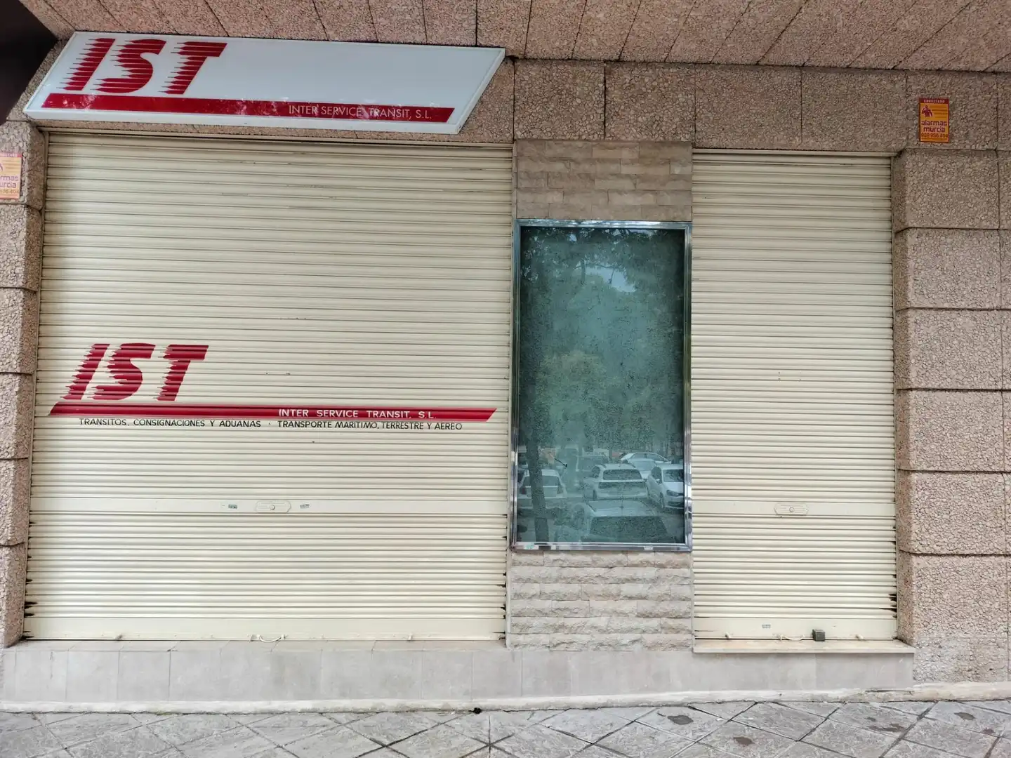 Local en venta en Vistalegre