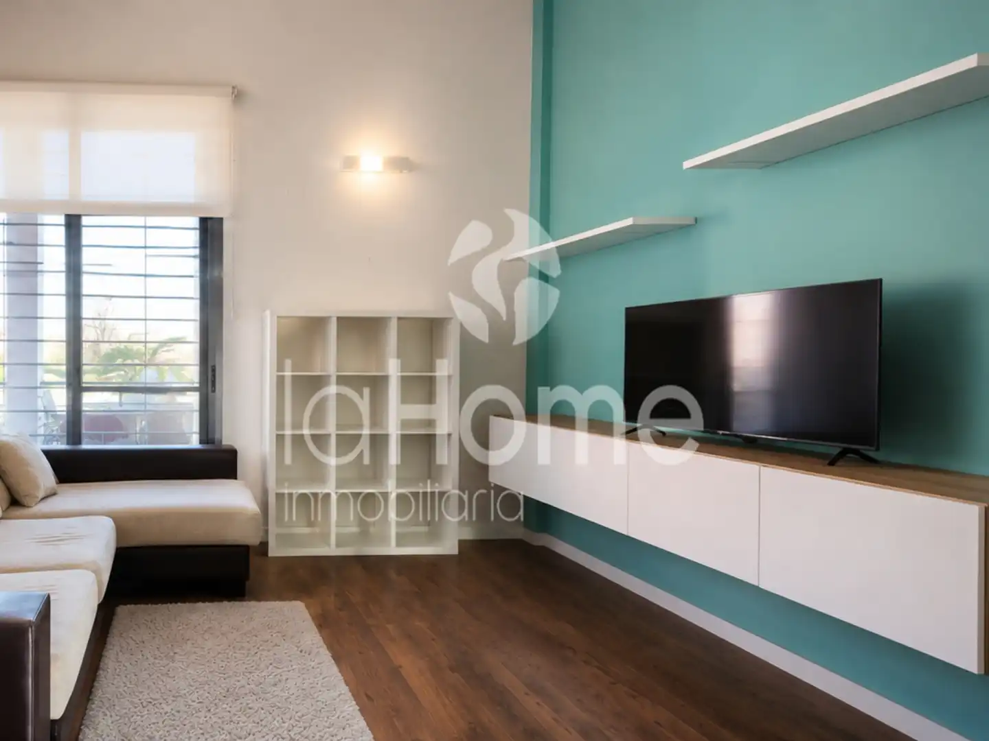 Living room of Houses for sale in La Pobla de Vallbona  with Air Conditioner, Parquet flooring and Terrace